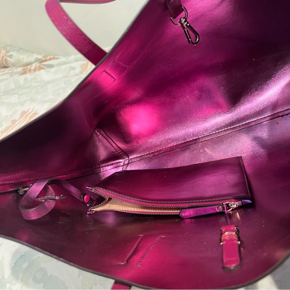 New Kate Spade Tote - Picture 3 of 7